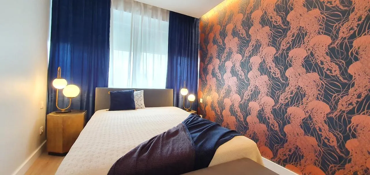 Lisbon Airport Earth - B&B Self Check-In Apartment