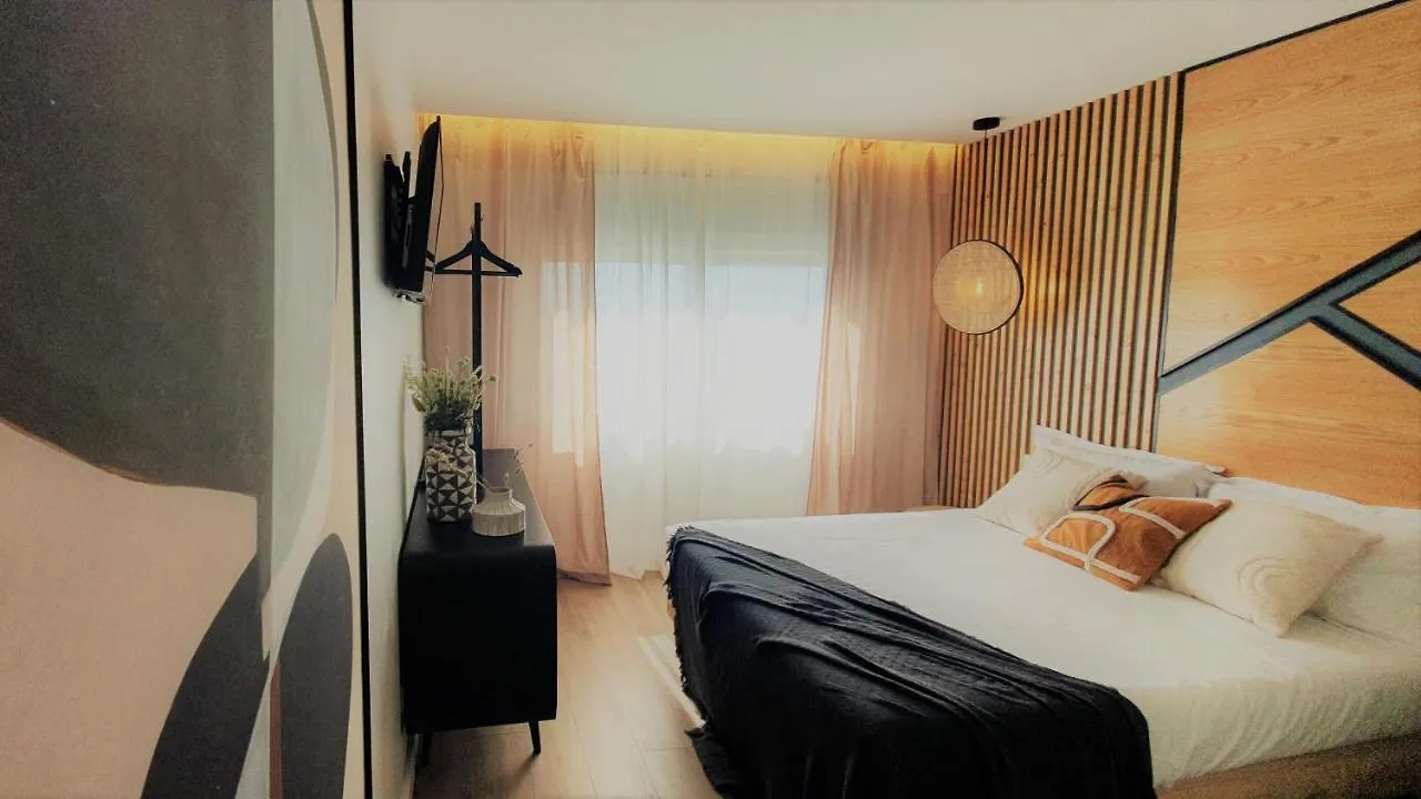 Apartment Lisbon Airport Earth - B&B Self Check-In