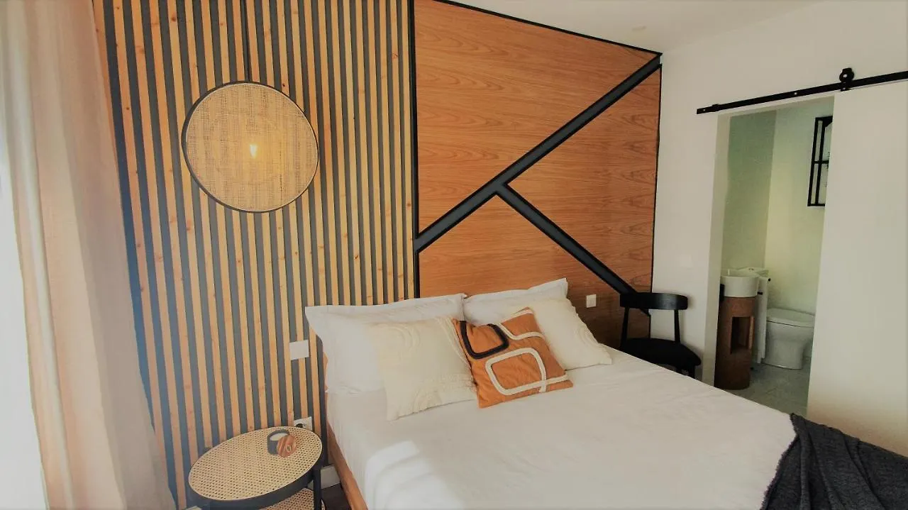 Apartment Lisbon Airport Earth - B&B Self Check-In